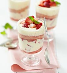 Tiramisu mit Erdbeeren