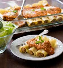 Cannelloni de porc cu sos de legume