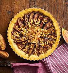 Crostata di fichi e noci al profumo di agrumi