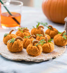 Calabacitas de queso con nueces