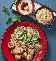 Ostré kuřecí kuličky s bulgurem