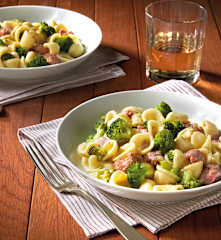 Orecchiette salsiccia e broccoli