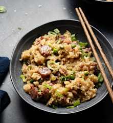 Riso e salsiccia di Hong Kong