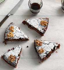 Bizcocho de chocolate y nueces