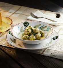 Canederli agli spinaci