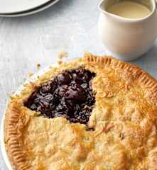 Cherry Pie with Pistachio Pastry