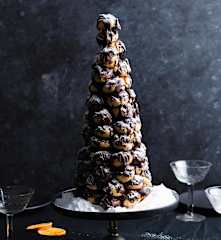 Croquembouche s pomerančovým krémem a čokoládou