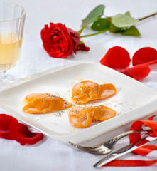 Cuori rossi ripieni ai formaggi (per 2 persone)