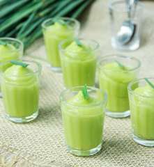 Brigadeiro de capim-santo de colher