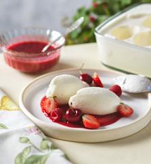 Buttermilch – Zitronenmousse auf beschwipstem Beerenspiegel (XXL)