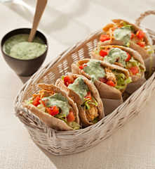 Doner kebab de pollo con pita integral