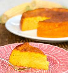 Bolo de milho cremoso