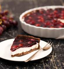 Tarta z winogronami i galaretką