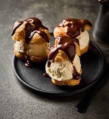 Cream Puffs (Profiteroles) with Vanilla Ice Cream and Chocolate Sauce