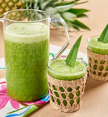 Pineapple Spinach and Orange Juice