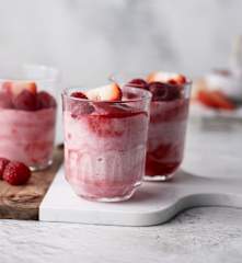 Parfait de frambuesas y fresas (sin huevo y sin lácteos)