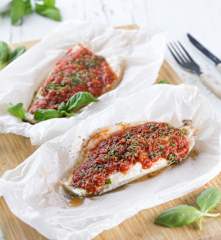 Filetti di branzino alla pizzaiola
