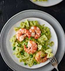 Pâtes aux crevettes et petits pois