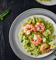 Shrimp and Green Pea Pasta
