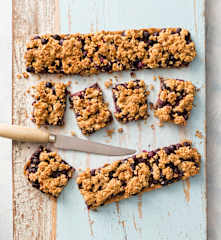Blueberry crumble slice