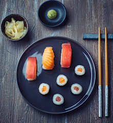 Sushi misto (per 1 persona)