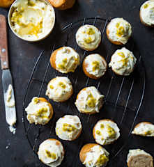 Muffins à la banane, glaçage Passion
