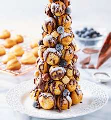 Croquembouche