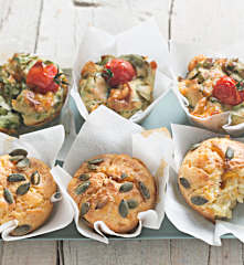 Muffins de calabaza con feta y de espinacas con provolone