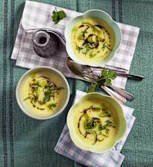Polenta Lauchsuppe mit Kernöl