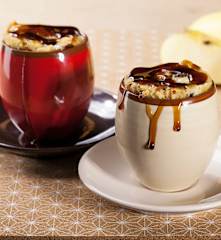 Mug cake aux pommes et aux raisins secs