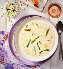 Italienische Spargelsuppe