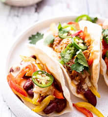 Tacos: pollo e gamberi, vegan; salsa tahini (Bimby Friend)