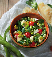Insalata di fave e pecorino