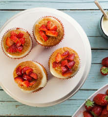 Cupcake con crema e fragole