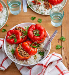 Poivrons farcis au bœuf et au riz