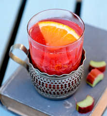 Kompot rabarbarowy z imbirem i pomarańczą