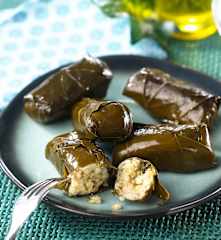 Feuilles de vigne farcies aux riz et fruits secs