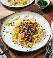 Nudeln mit Austernpilzsauce