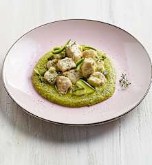 Bocconcini di pollo in crema di zucchine