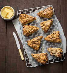 Fruit scones