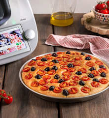 Focaccia pomodorini e olive