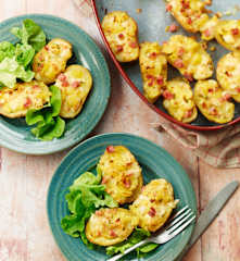 Pommes de terre farcies au fromage et jambon