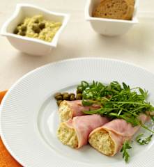 Šunkové rolky s rukolou