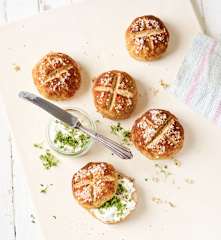Low Carb Laugenbrötchen