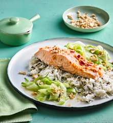 Asia-Lachs mit Gurkensalat
