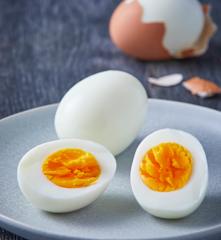 Huevos medios duros (4 piezas)