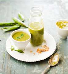 Velouté de petits pois à la menthe
