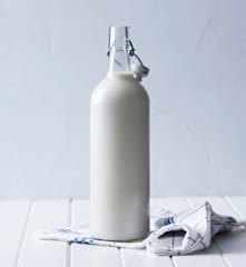 Napój migdałowy z daktylami