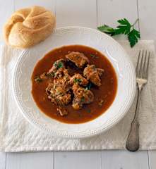 Goulasch de bœuf traditionnel autrichien