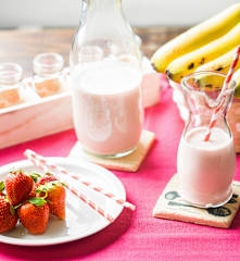 Yogur líquido de plátano y fresa